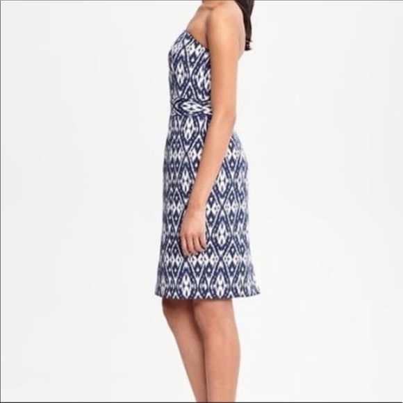 ⭐️ Banana Republic Ikat strapless dress 👗 - Picture 2 of 8